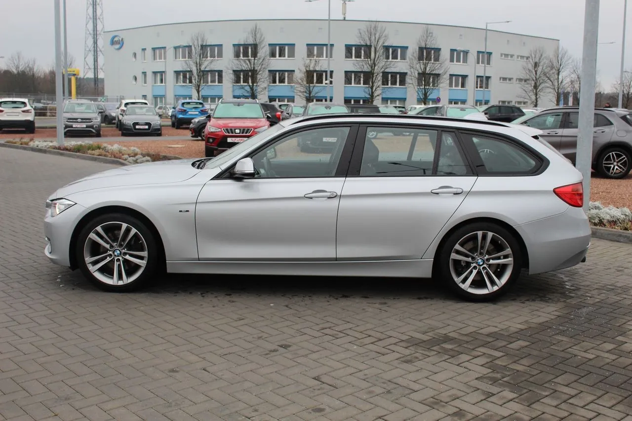 BMW 3er Reihe 330d Sport Line...  Image 8