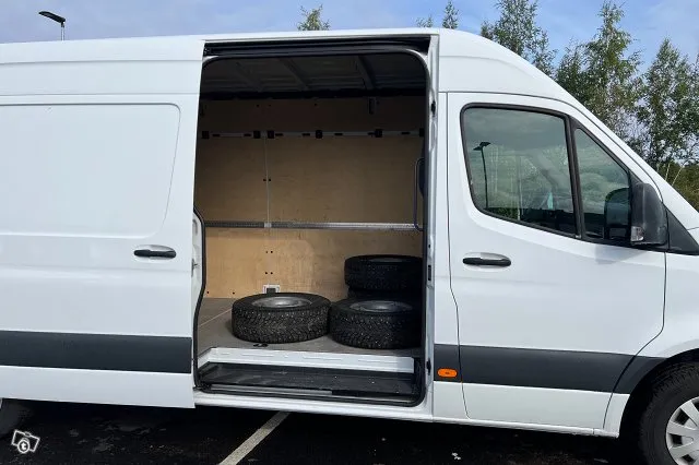 Mercedes-Benz Sprinter 316CDI-3,5/43K extrapitkä A4 A* ALV / Kamera / Navi / 2xrenkaat / Joustoistuin Image 8