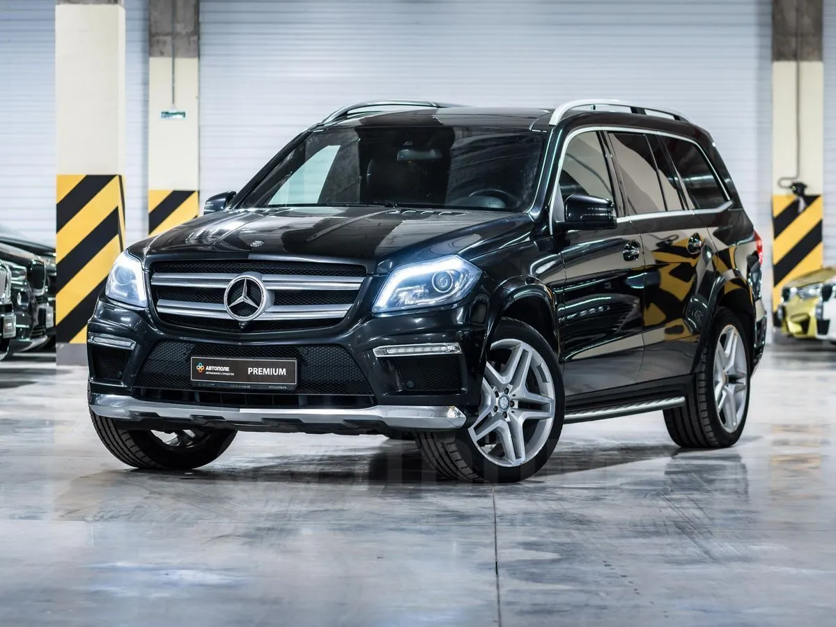 Mercedes-Benz GL-Class Image 1